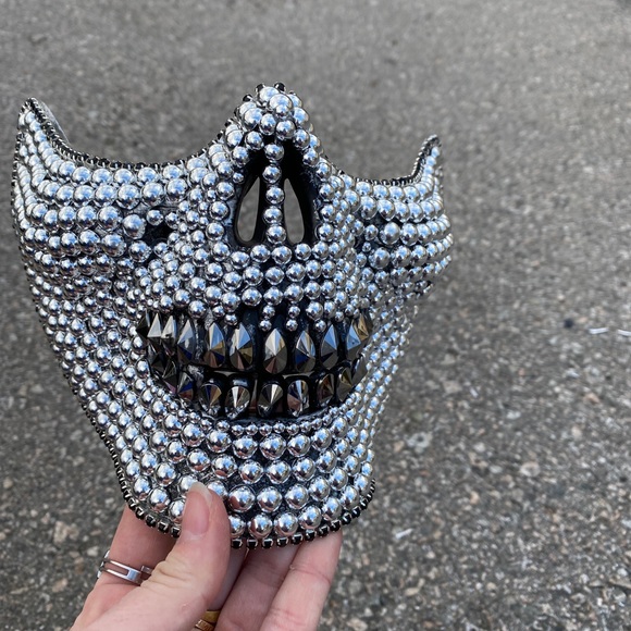 Skull face mask - Picture 2 of 4